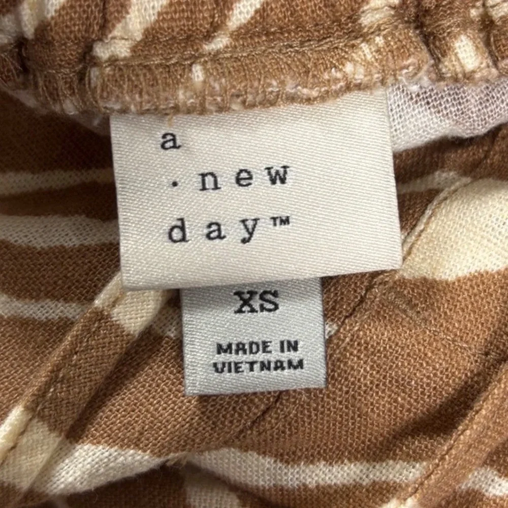 A New Day Wide Leg Linen Pants Women XS Brown Zebra Print Drawstring Comfortcore